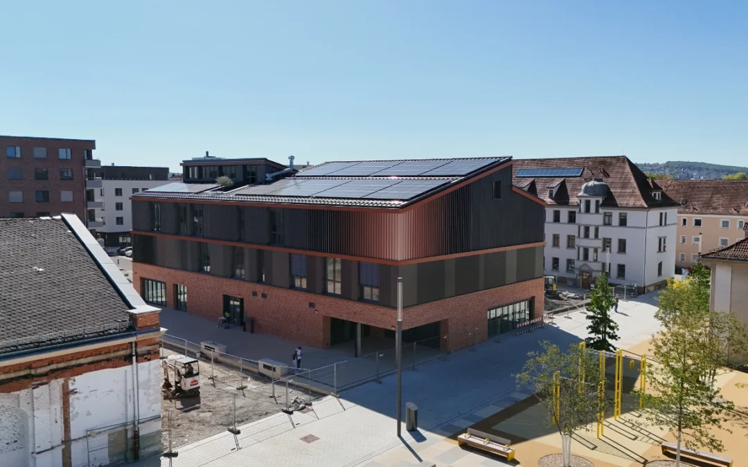 AraCom in Bamberg: Umzug in neue moderne Räume des Lagarde-Campus